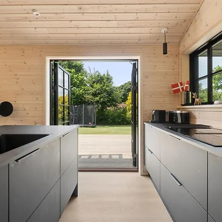 Elaina - 550m From The Sea By Interhome